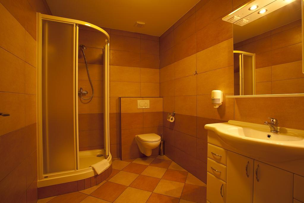 Vinarstvi U Kaplicky Hotel Zajeci Bilik gambar