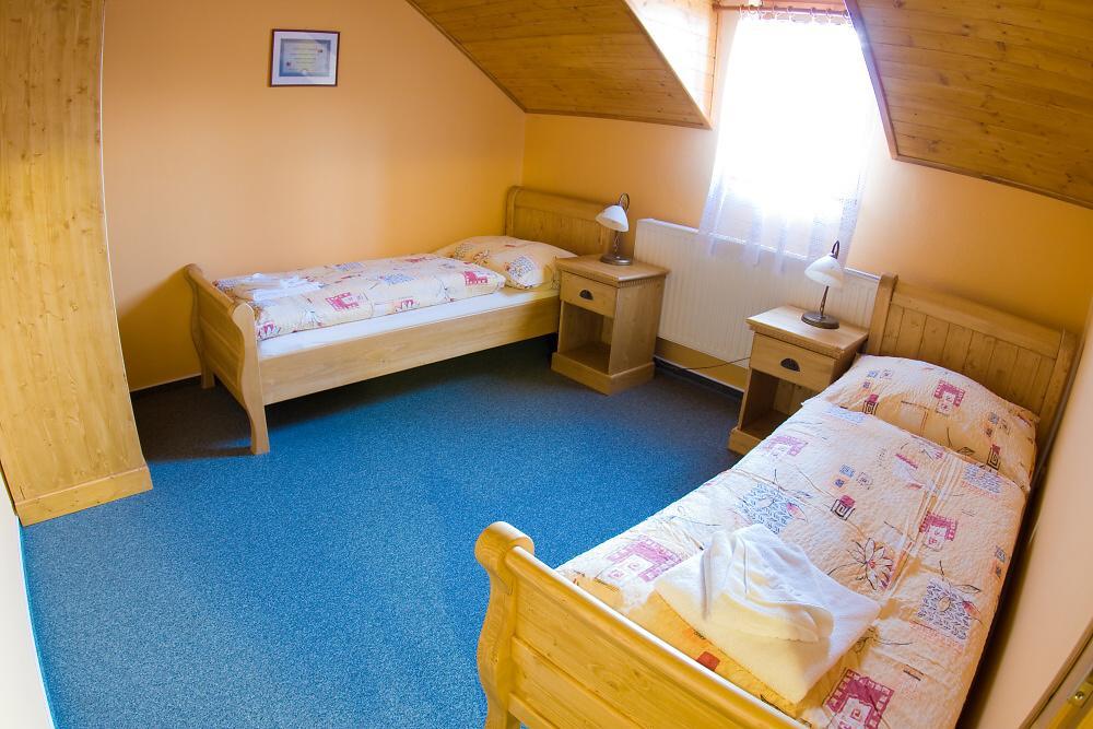 Vinarstvi U Kaplicky Hotel Zajeci Bilik gambar