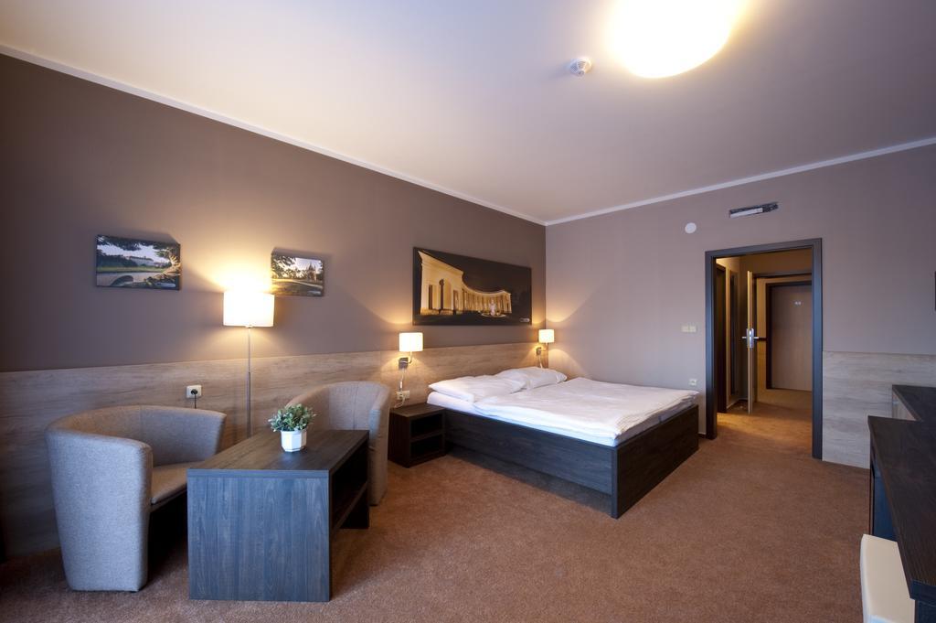 Vinarstvi U Kaplicky Hotel Zajeci Bilik gambar