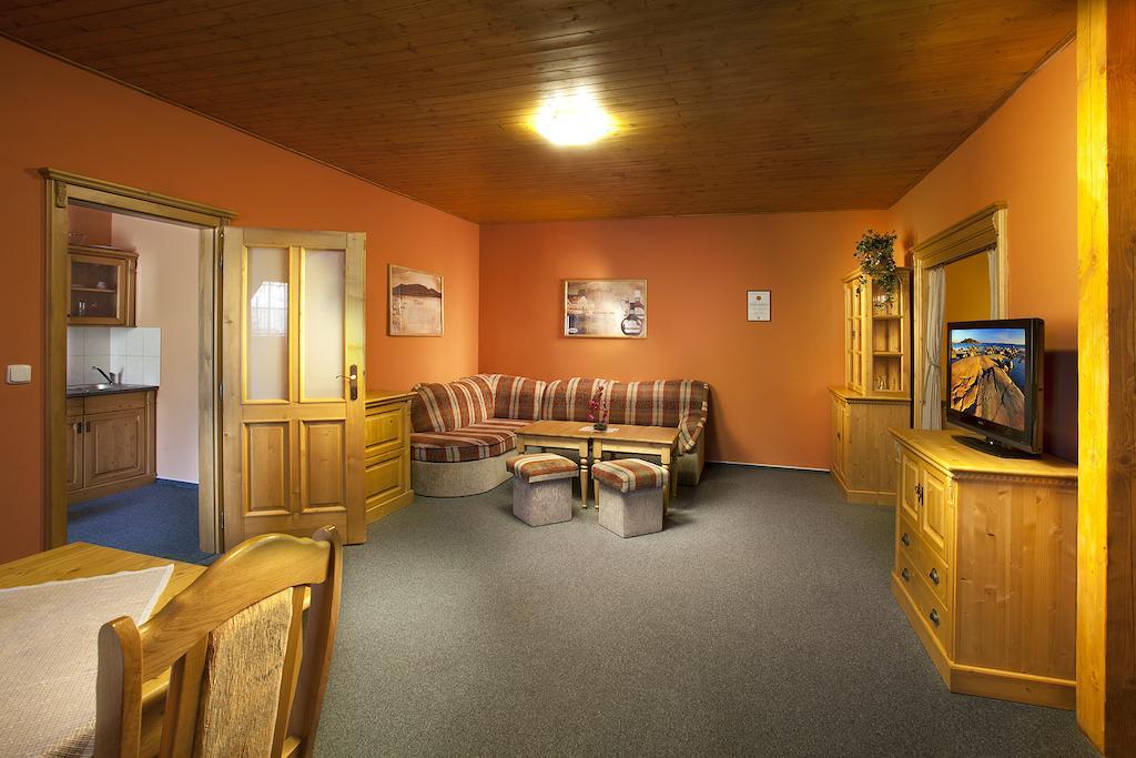Vinarstvi U Kaplicky Hotel Zajeci Bilik gambar